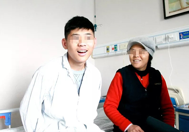 小志母子